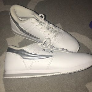 fila macho sneakers